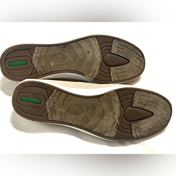 Grasshoppers Beige Canvas Slip-Ons with Soft Ortholite insoles Size 8.5 W - Picture 8 of 12